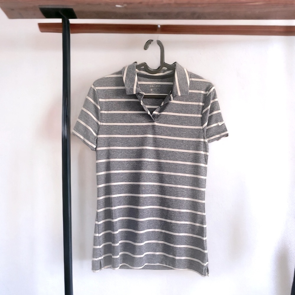 Nike dri-fit golf shirt women XS